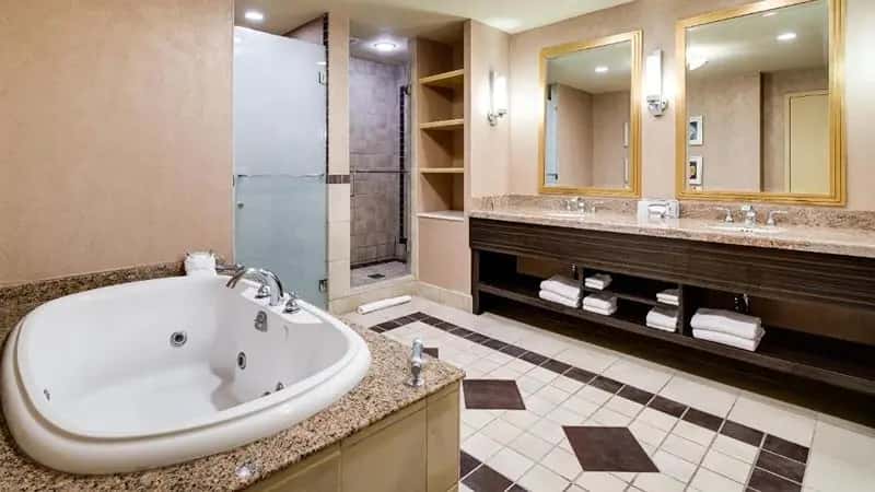 In-room hot tub at Showboat Atlantic City Hotel in Atlantic City, NJ