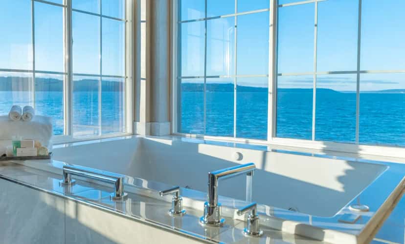 In-room hot tub at Silver Cloud Hotel - Mukilteo Waterfront in Mukilteo, WA