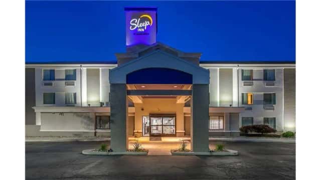 Sleep Inn Allentown - Fogelsville — guest room