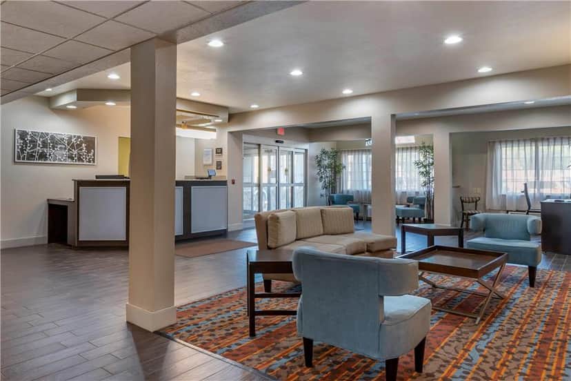 Sleep Inn & Suites — lobby