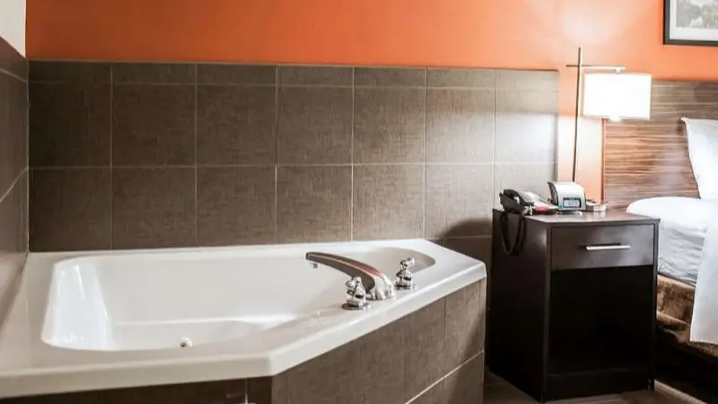 Sleep Inn & Suites Fort Campbell hotel photo 1 in Oak Grove, Kentucky