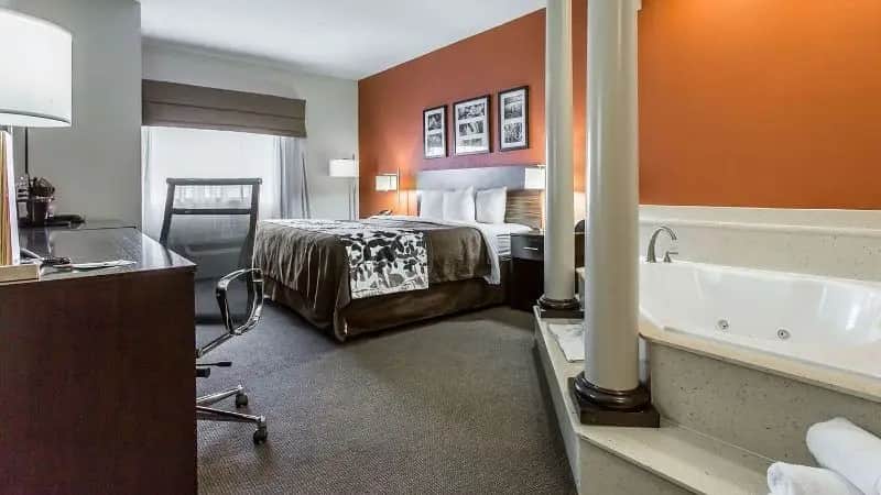 Sleep Inn And Suites Lubbock — suite