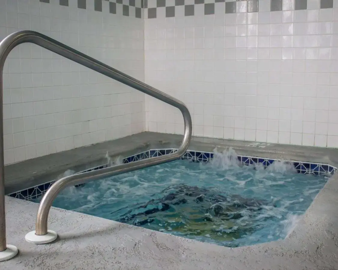 In-room hot tub at Sleep Inn in Sandusky, OH