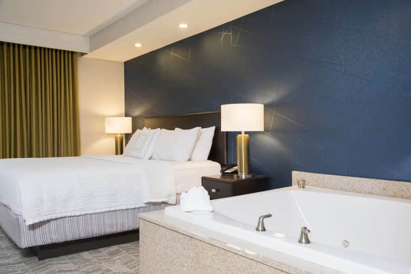 SpringHill Suites Marriott Midland — suite