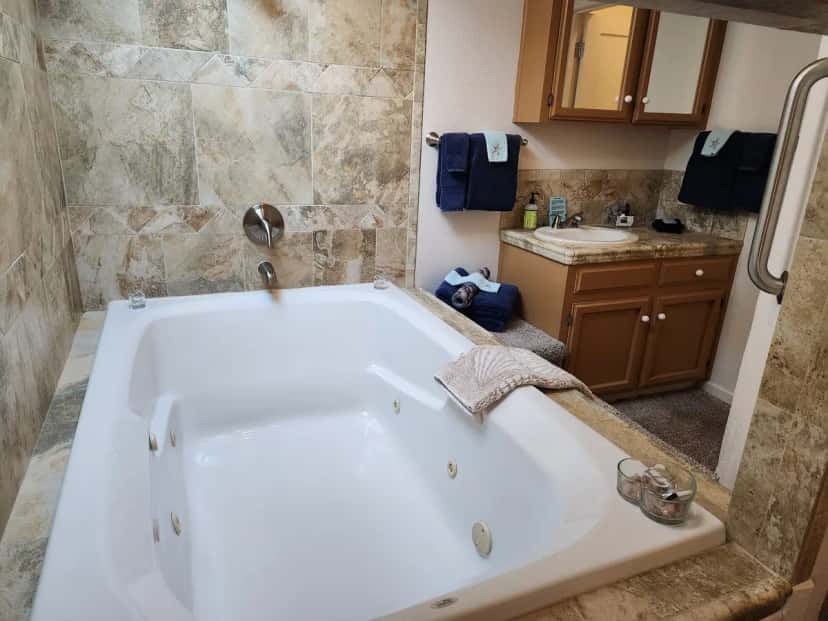In-room hot tub at Starfish Point Condos in Newport, RI