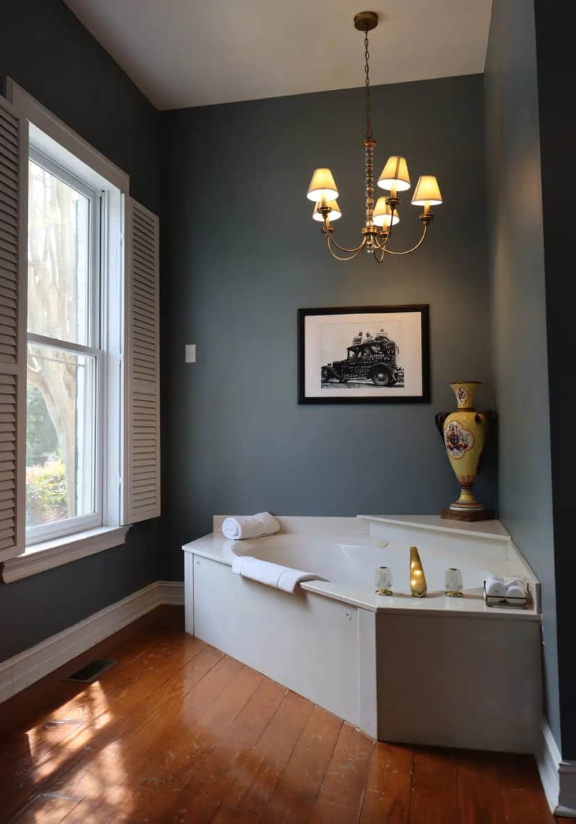Deep soaking bathtub at Stone Mountain Manor