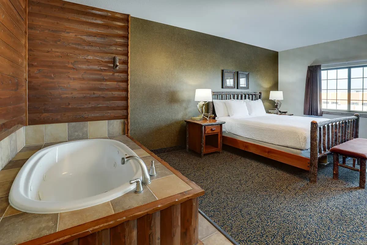 Hotels in Sioux City with a jacuzzi in the room