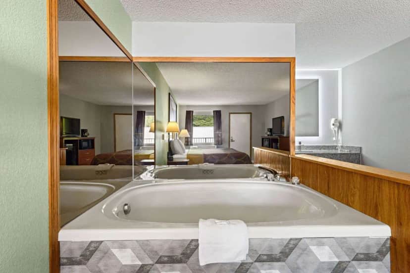 Private in-room jacuzzi at Super 8 by Wyndham Branson / Shepherd of the Hills Exwy