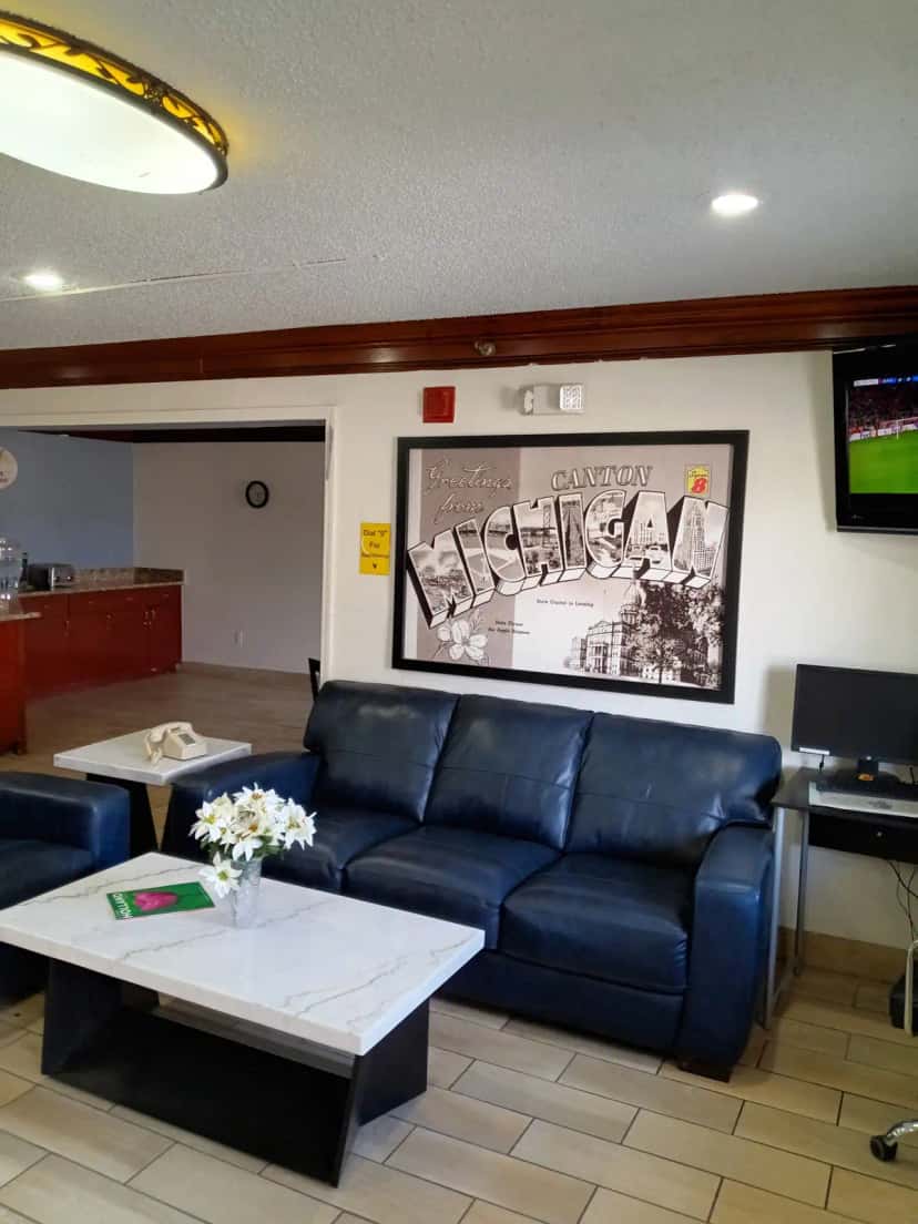 In-room hot tub at Super 8 by Wyndham Canton / Livonia Area in Canton, MI