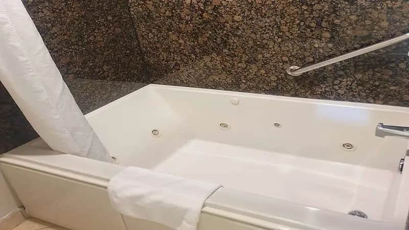 Super 8 by Wyndham Cypress Buena Park Area hotel photo 1 in Cypress, California