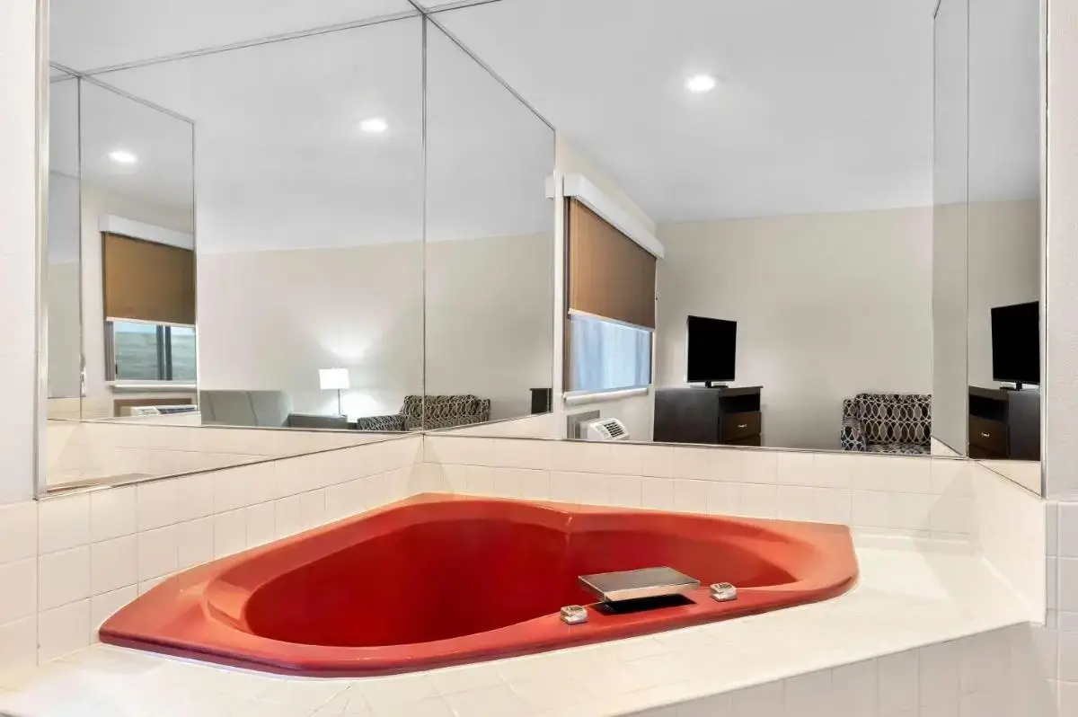 In-room hot tub at Super 8 by Wyndham La Crosse in La Crosse, WI