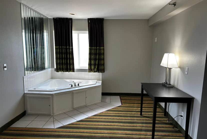 Private in-room jacuzzi tub at Super 8 By Wyndham Mound City