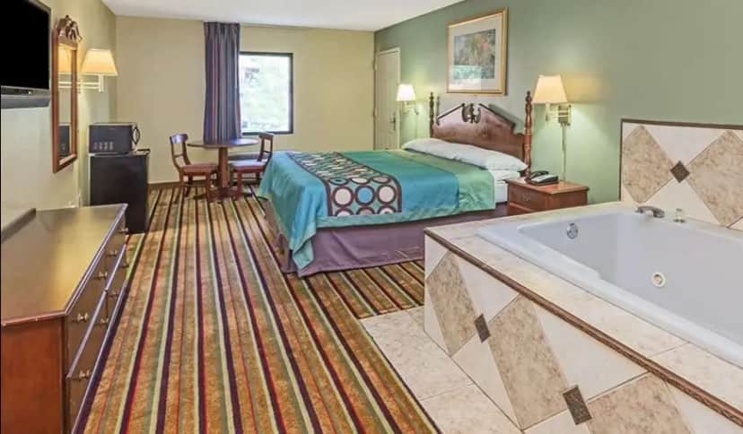 Super 8 by Wyndham Norcross/I-85 Atlanta hotel photo 1 in Norcross, Georgia
