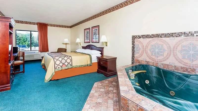 Super 8 by Wyndham Piedmont Greenville Area hotel photo 1 in Piedmont, South Carolina