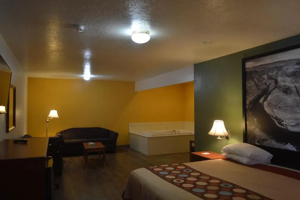 Super 8 by Wyndham St. George UT