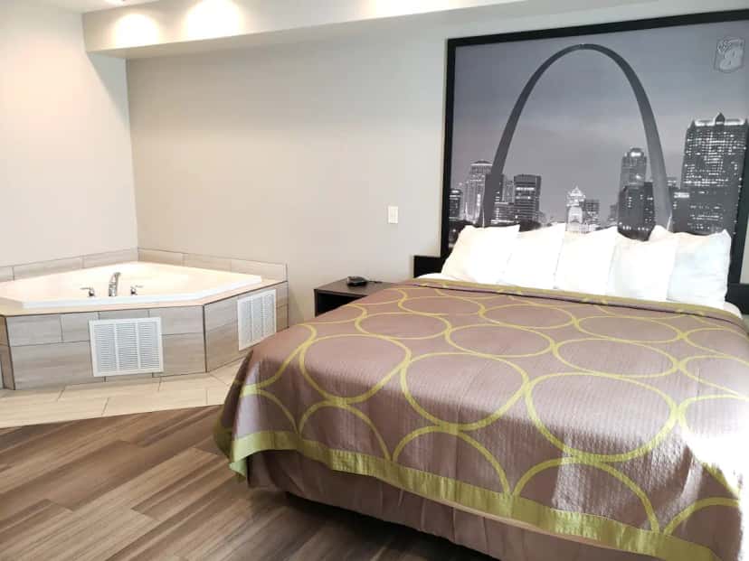 In-room hot tub at Super 8 by Wyndham St. Louis North in St. Louis, MO