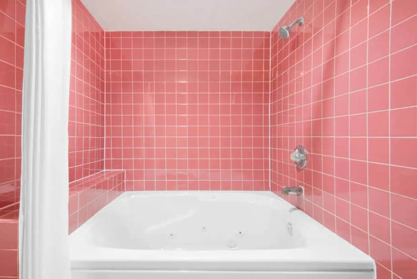 Private in-room jacuzzi tub at Super 8 By Wyndham Story City