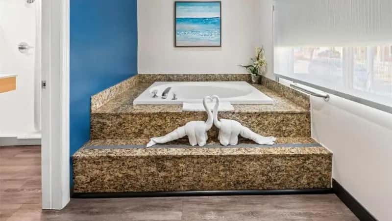 In-room hot tub at SureStay by Best Western Santa Monica in Santa Monica, CA