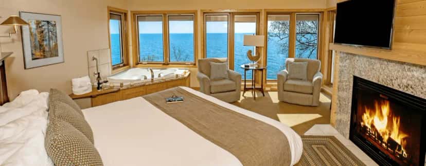 In-room hot tub at Surfside on Lake Superior in Tofte, MN