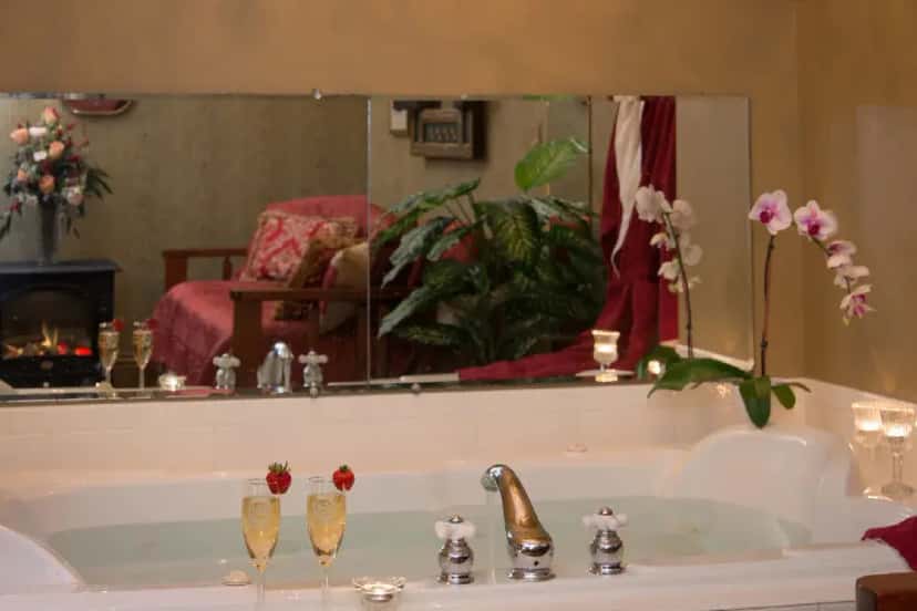In-room hot tub at Sutherland House Victorian Bed & Breakfast in Canandaigua, NY