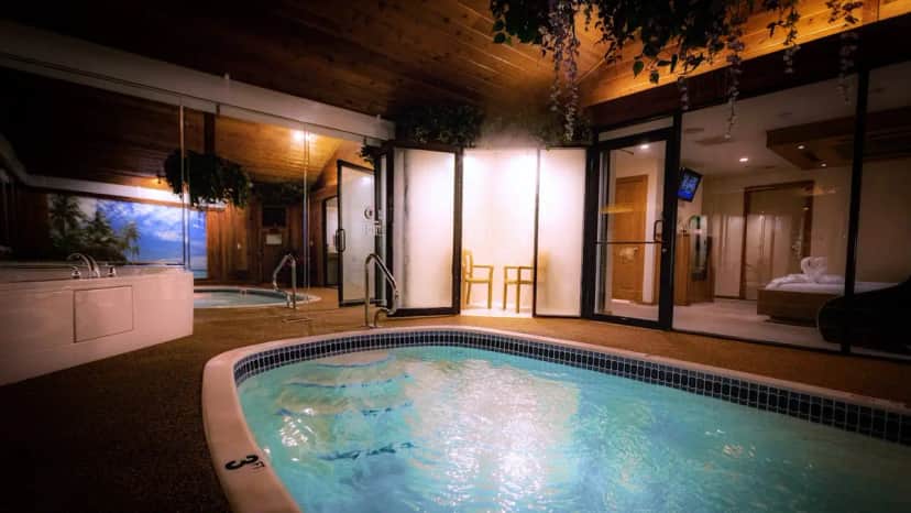 Shared indoor hot tub at Sybaris Downers Grove