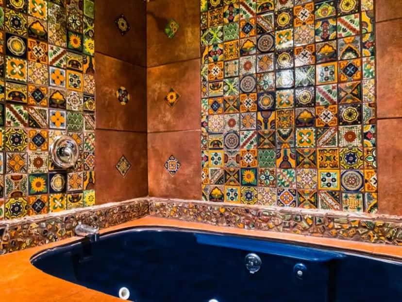 In-room hot tub at Talus Rock Retreat in Sandpoint, ID