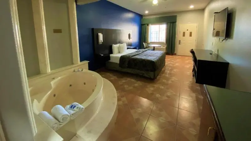 Texas Inn Alamo hotel photo 1 in Alamo, Texas