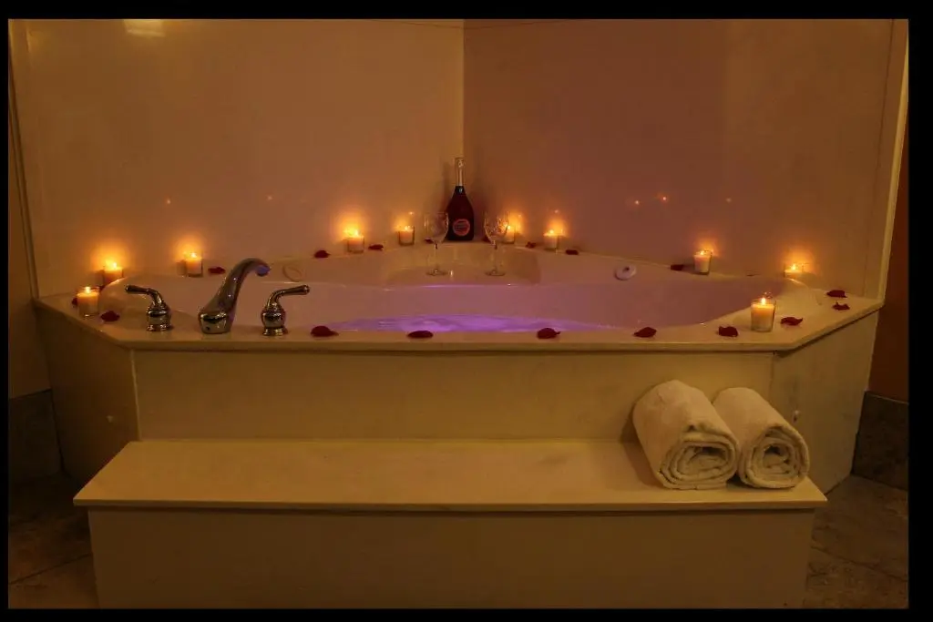 Private in-room jacuzzi tub in the Honeymoon Suite at Texas Inn & Suites at La Plaza Mall and McAllen Airport