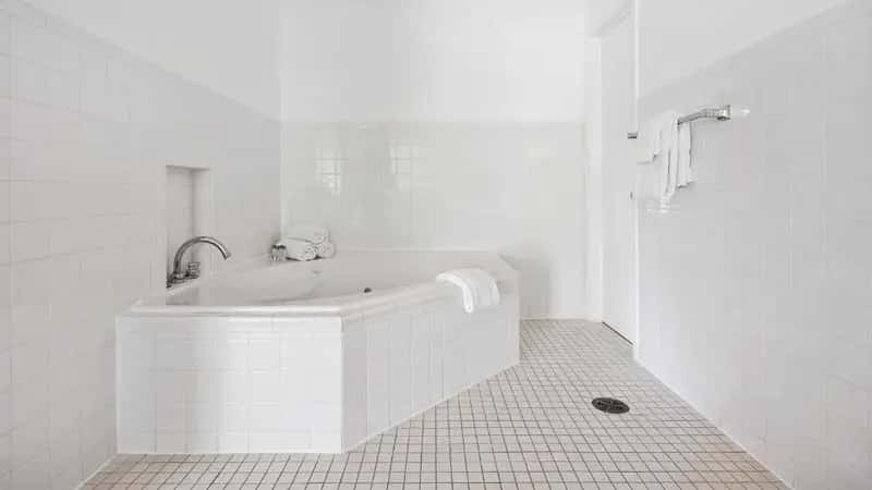 In-room hot tub at The Atlantic in Southampton, NY