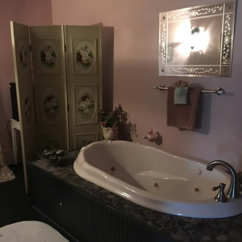 In-room hot tub at The Bella Ella Bed & Breakfast in Canandaigua, NY