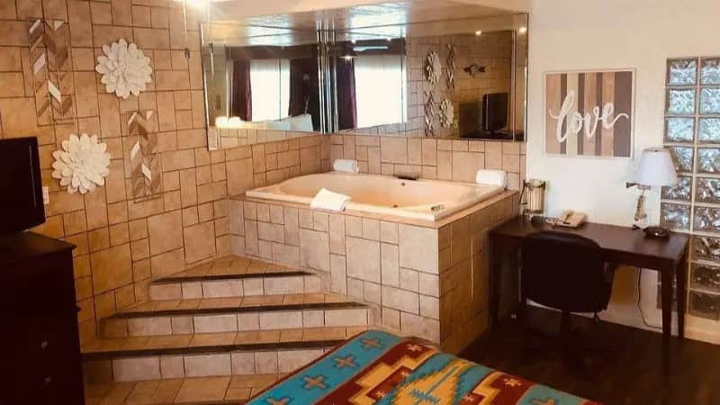 The Classic Desert Aire Hotel hotel photo 1 in Alamogordo, New Mexico