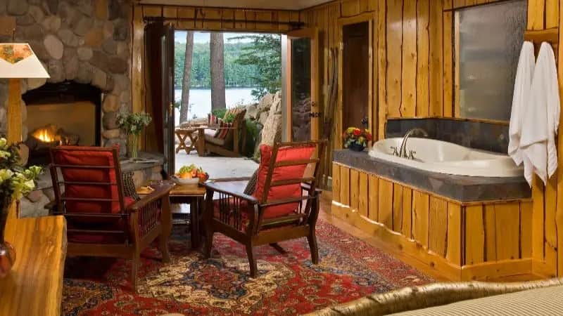The Fern Lodge hotel photo 1 in Chestertown, New York