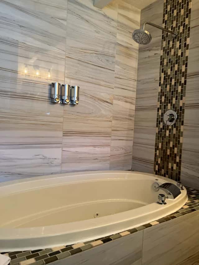 Jetted bathtub at The Flagstone Boutique Inn & Suites