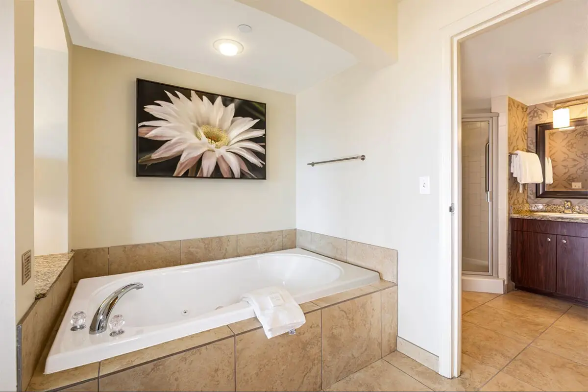 The Grandview at Las Vegas Private in-room jacuzzi