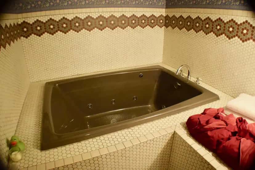 In-room hot tub at The Hancock House Bed & Breakfast Inn in Dubuque, IA