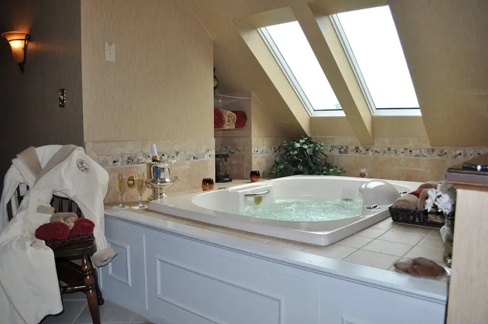 Private in-room jacuzzi in the Luxury Suite, 1 King Bed, Non Smoking, Fireplace, Jetted Tub at The Inn & Spa at Intercourse Village