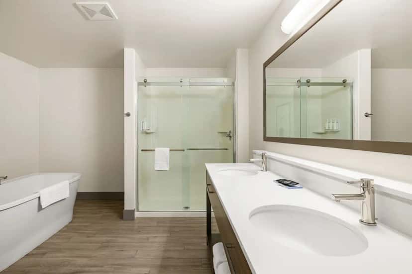 Deep soaking tub at The INN at Gig Harbor in Gig Harbor, WA