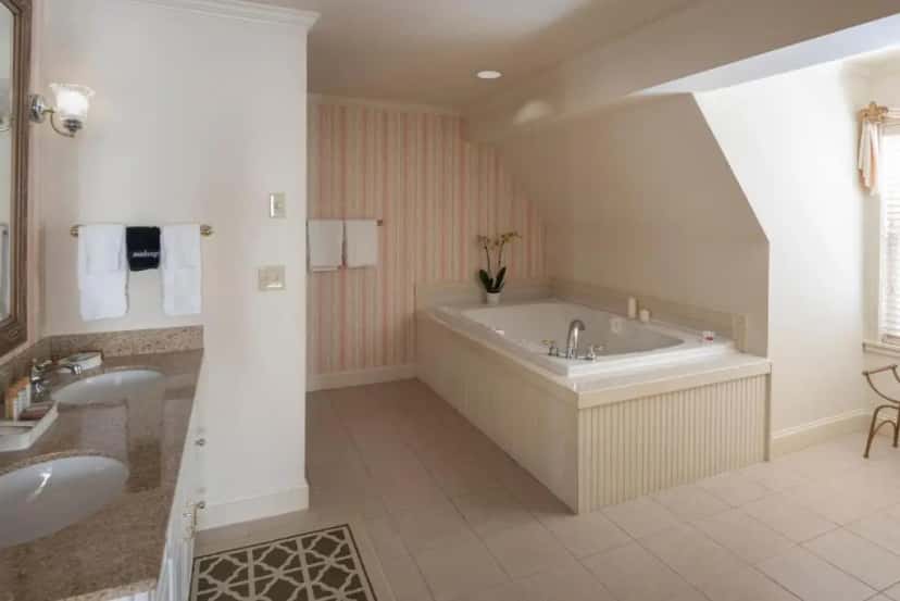 In-room hot tub at The Inn At Thorn Hill in Jackson, NH