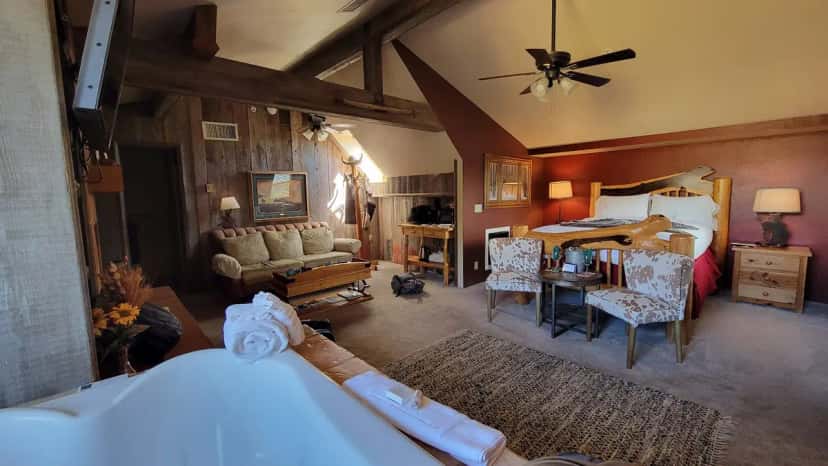 In-room hot tub at The Inn at Thunder Mountain in Sedona, AZ