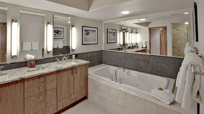 The Pines Lodge, A RockResort hotel photo 1 in Beaver Creek, Colorado