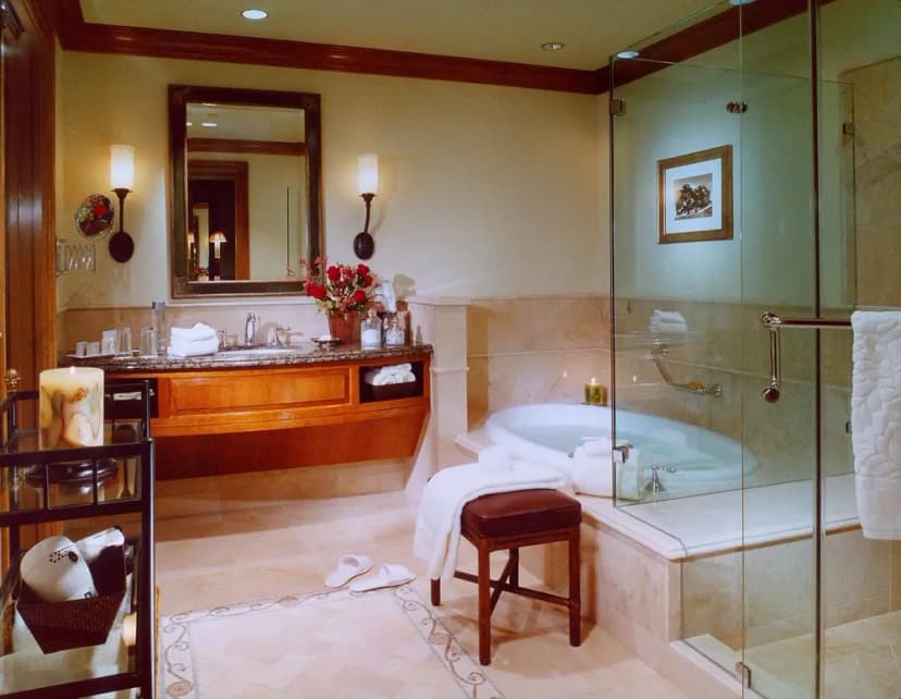 Hotels with jacuzzi in room in Pleasanton