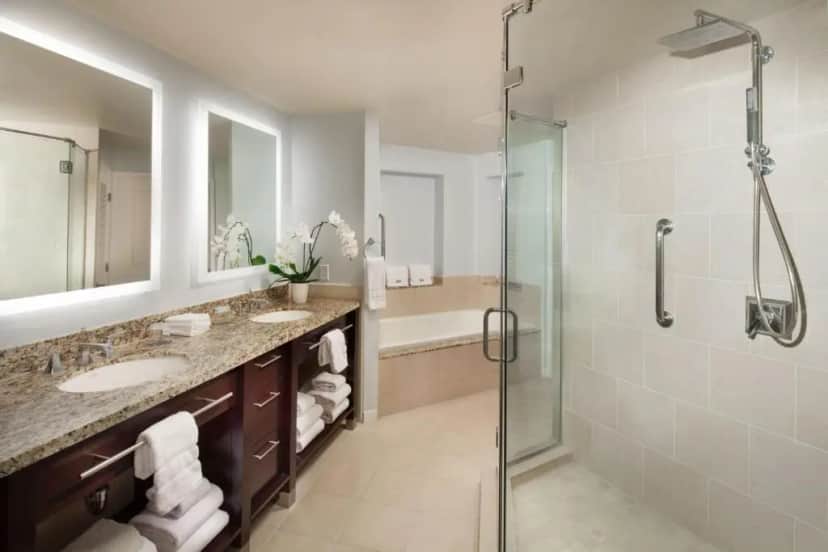 Private in-room jacuzzi tub in the One-Bedroom Villa with Balcony and Whirlpool - Hearing Accessible