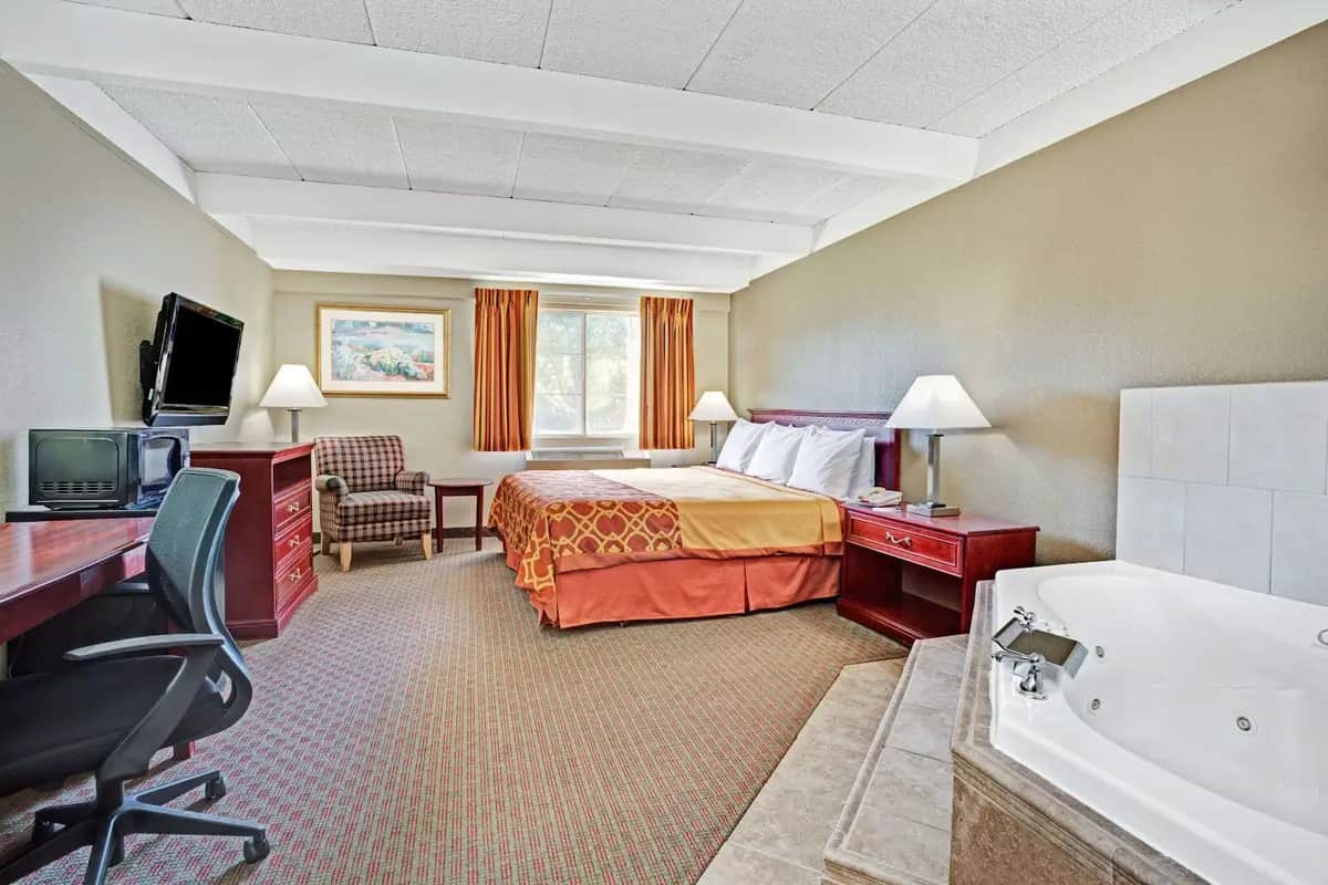 Private in-room jacuzzi tub at Travelodge by Wyndham Iowa City