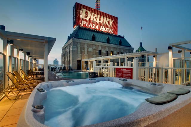 Shared outdoor hot tub