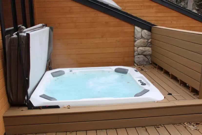 Private outdoor hot tub at Vail Valley Property in Minturn, CO