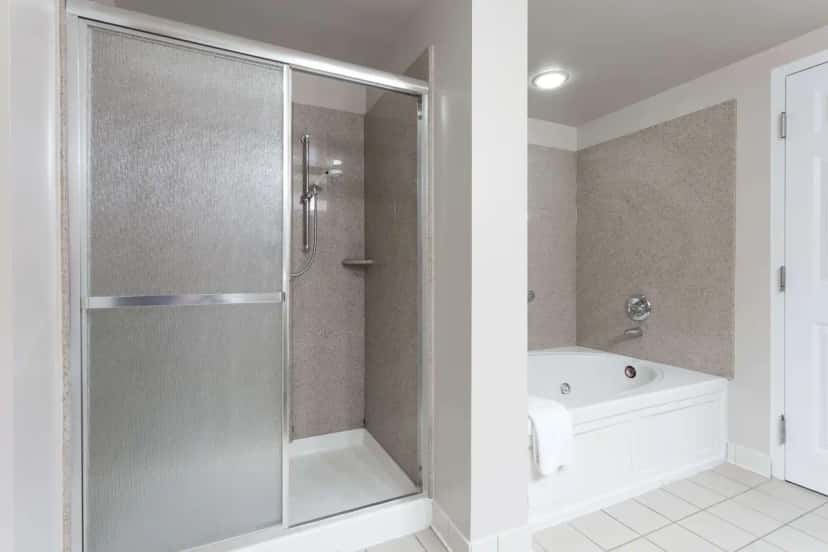 In-room jacuzzi tub at Wingate by Wyndham Chesapeake in Chesapeake, VA