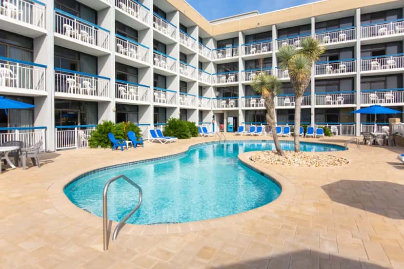 In-room hot tub at Wingate by Wyndham Kill Devil Hills in Kill Devil Hills, NC