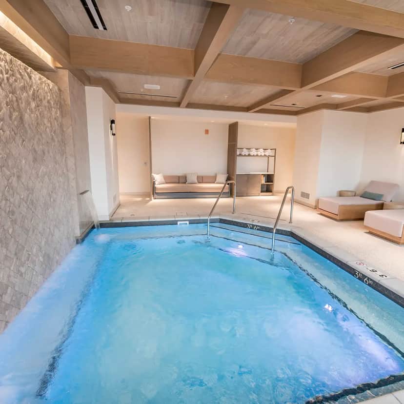 Shared indoor hot tub at Yaamava' Resort & Casino
