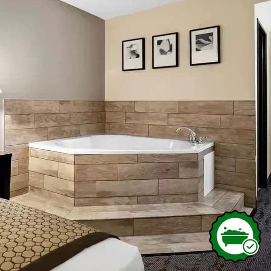 Deep soaking bathtub