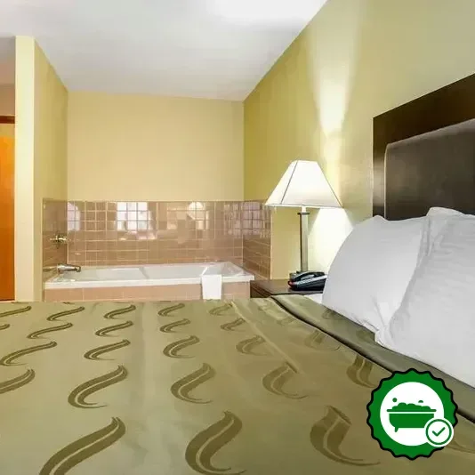 Jetted bathtub